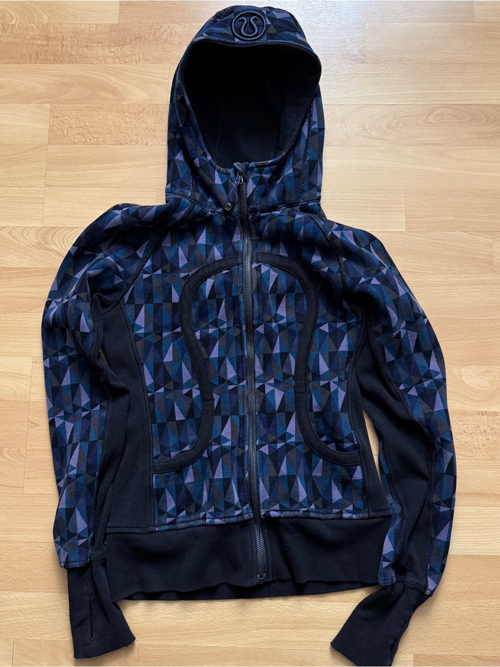 Lululemon Scuba Hoodie Womens Size 4